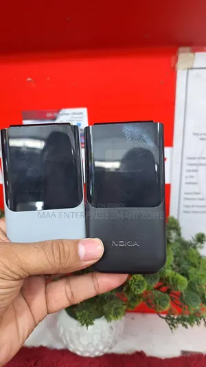 Nokia 2720 Flip 512 GB Black