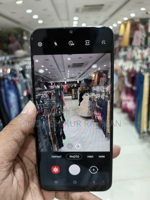 Samsung Galaxy A20 32 GB Blue