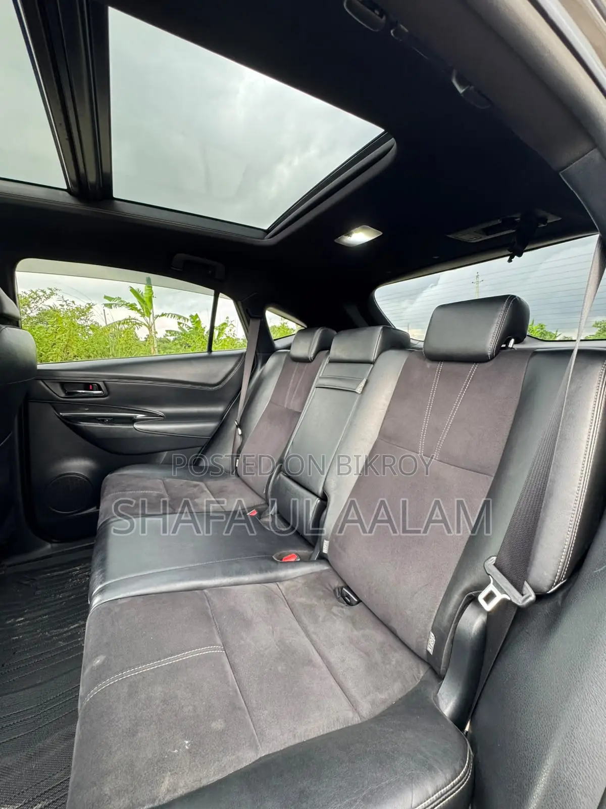 Toyota Harrier 2.0 2015 Black
