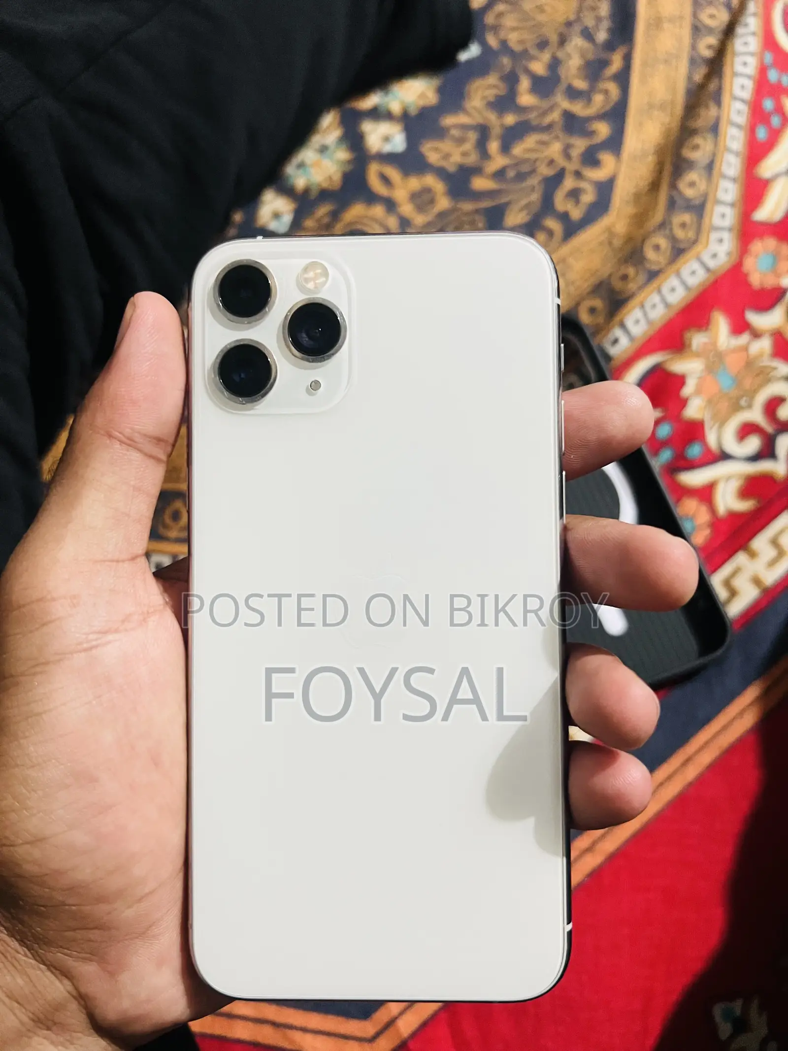 অ্যাপল আইফোন ১১ প্রো ২৫৬ জিবি সিলভার