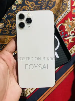 অ্যাপল আইফোন ১১ প্রো ২৫৬ জিবি সিলভার