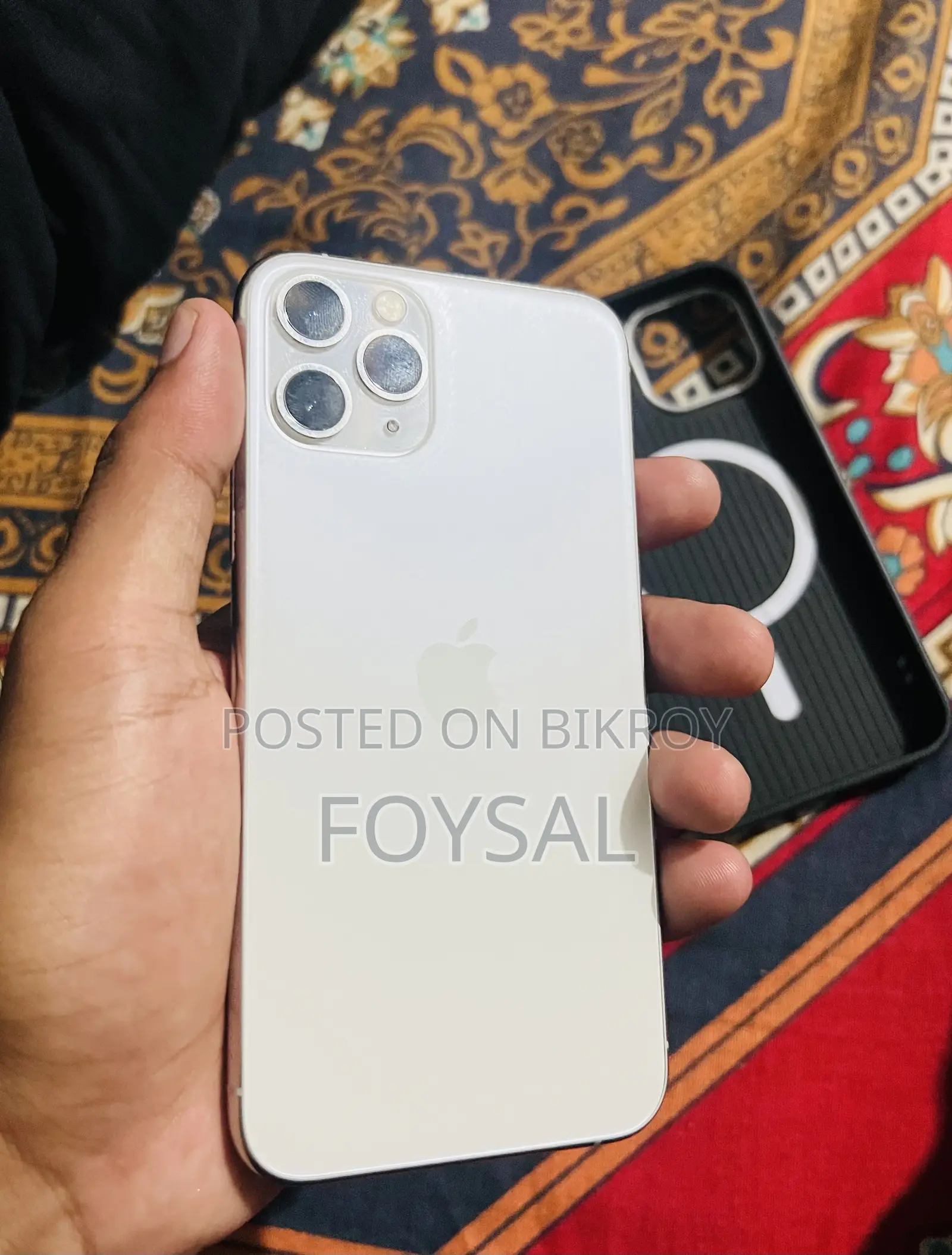 অ্যাপল আইফোন ১১ প্রো ২৫৬ জিবি সিলভার
