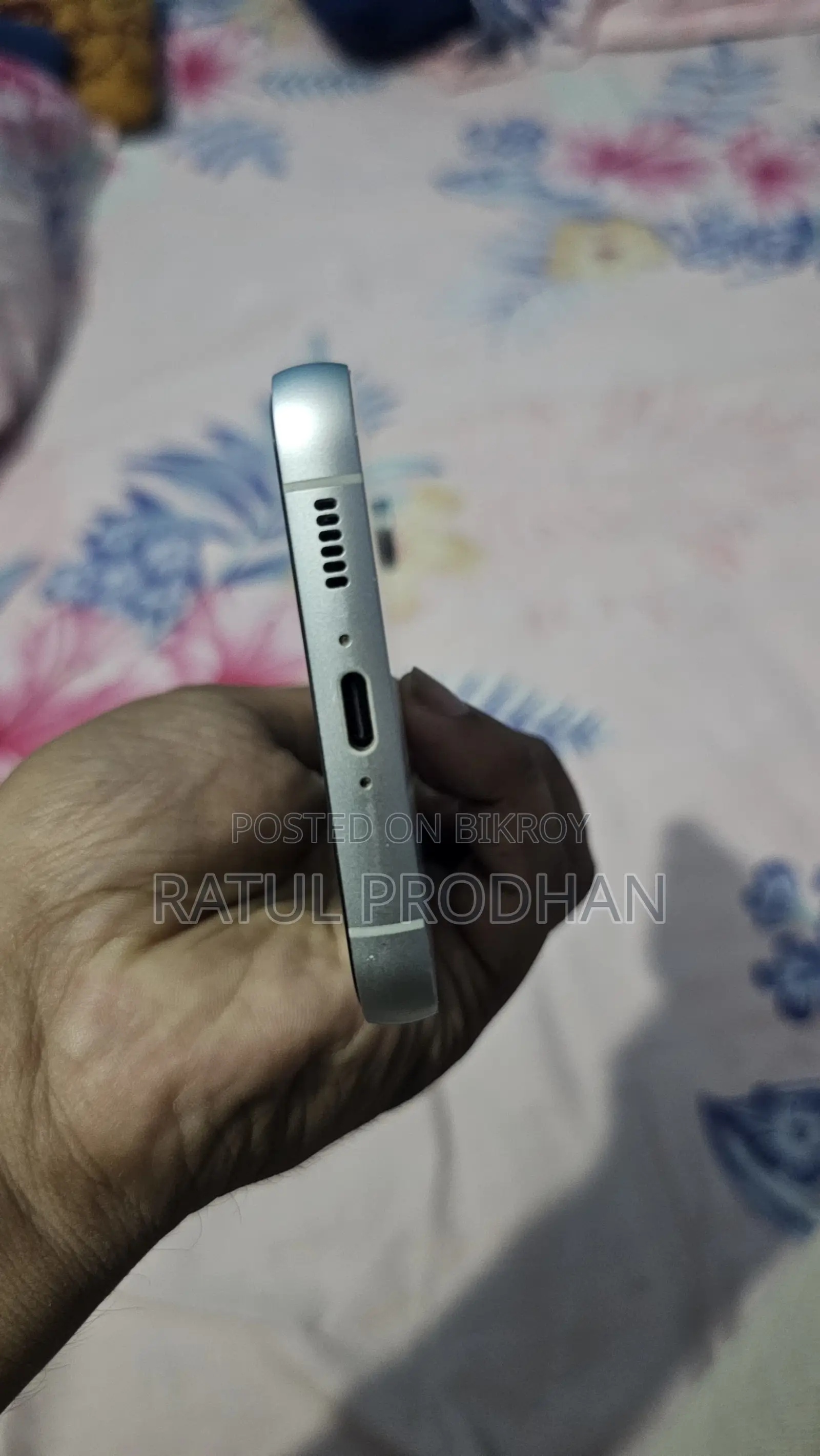 স্যামসাং গ্যালাক্সি এস২৩ এফই ২৫৬ জিবি হোয়াইট