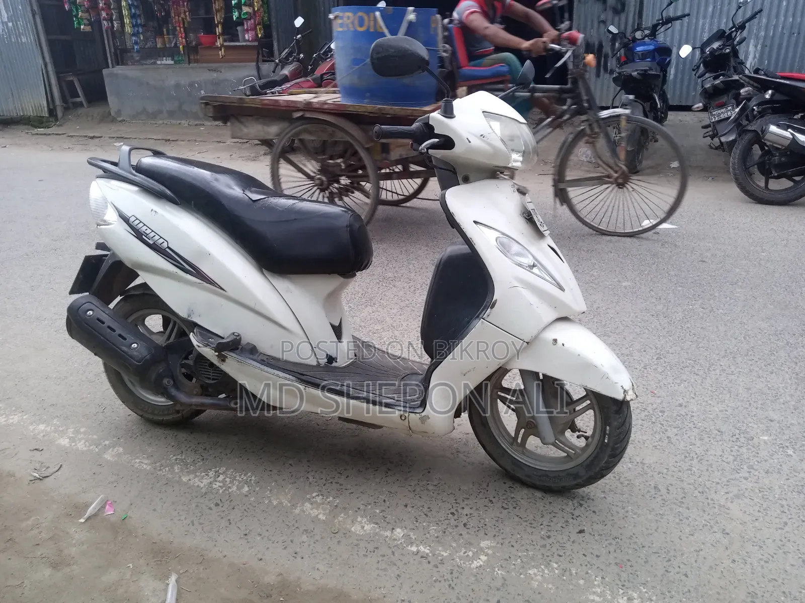 TVS Wego 2016 White