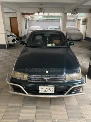 Toyota Premio 1.5 front-wheel drive 2001 Gray