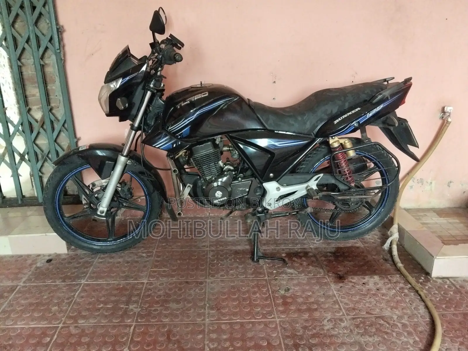 রানার টার্বো ১২৫ ২০১৯ কালো