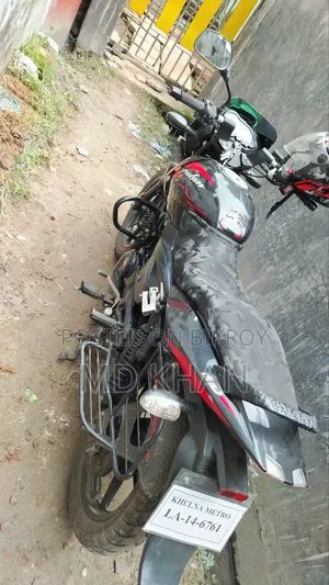 বাজাজ পালসার ১৫০ ২০২৩ ব্ল্যাক