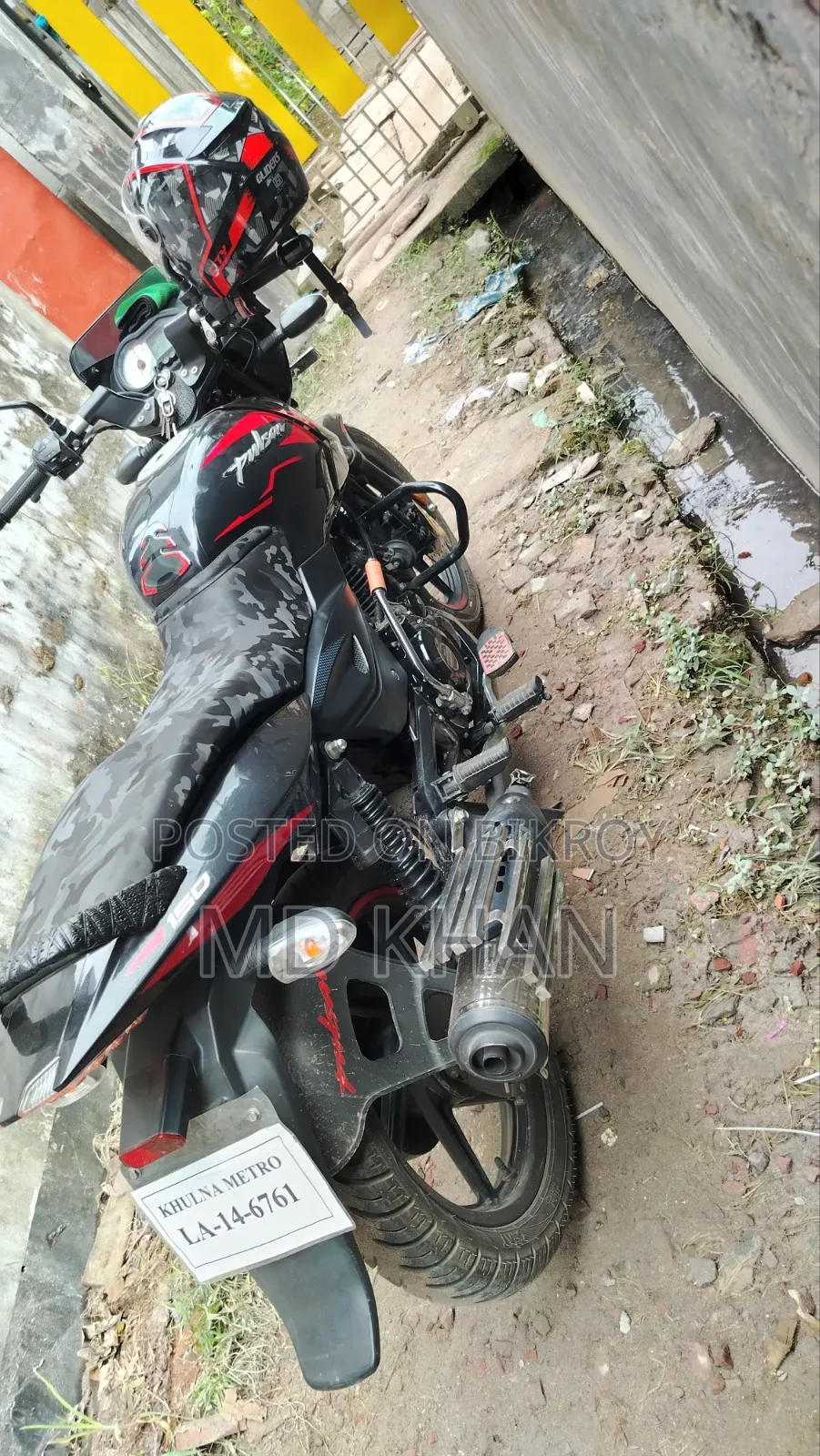বাজাজ পালসার ১৫০ ২০২৩ ব্ল্যাক