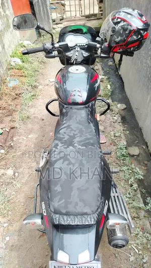 বাজাজ পালসার ১৫০ ২০২৩ ব্ল্যাক