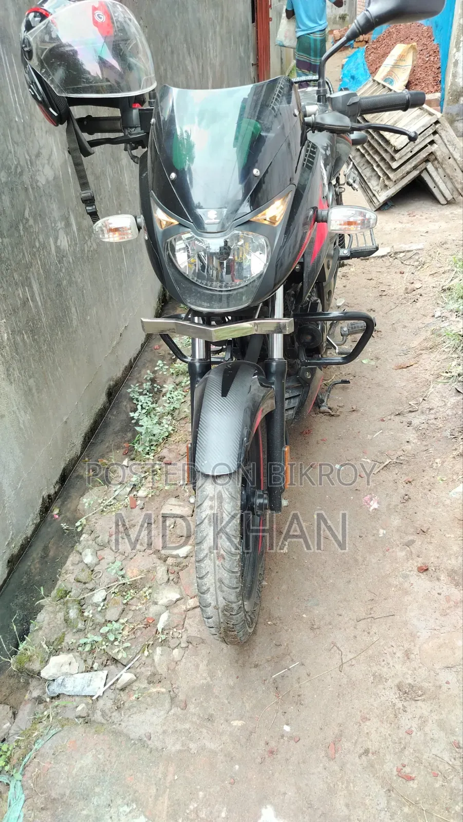 বাজাজ পালসার ১৫০ ২০২৩ ব্ল্যাক