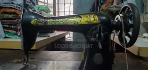 Singer Sewing Machine