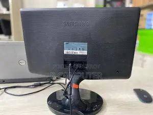 Samsung 19 Inch Screen LED Monitor