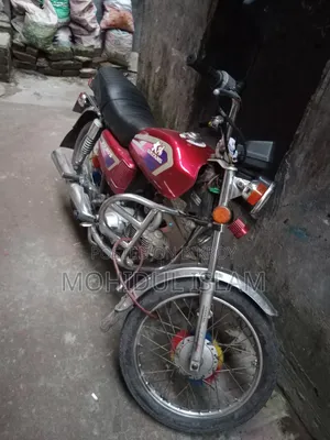 Dayang DY200-8 2015 Red