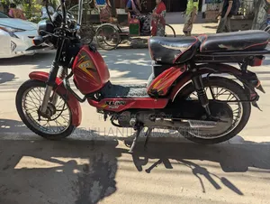 TVS XL 100 2020 Red