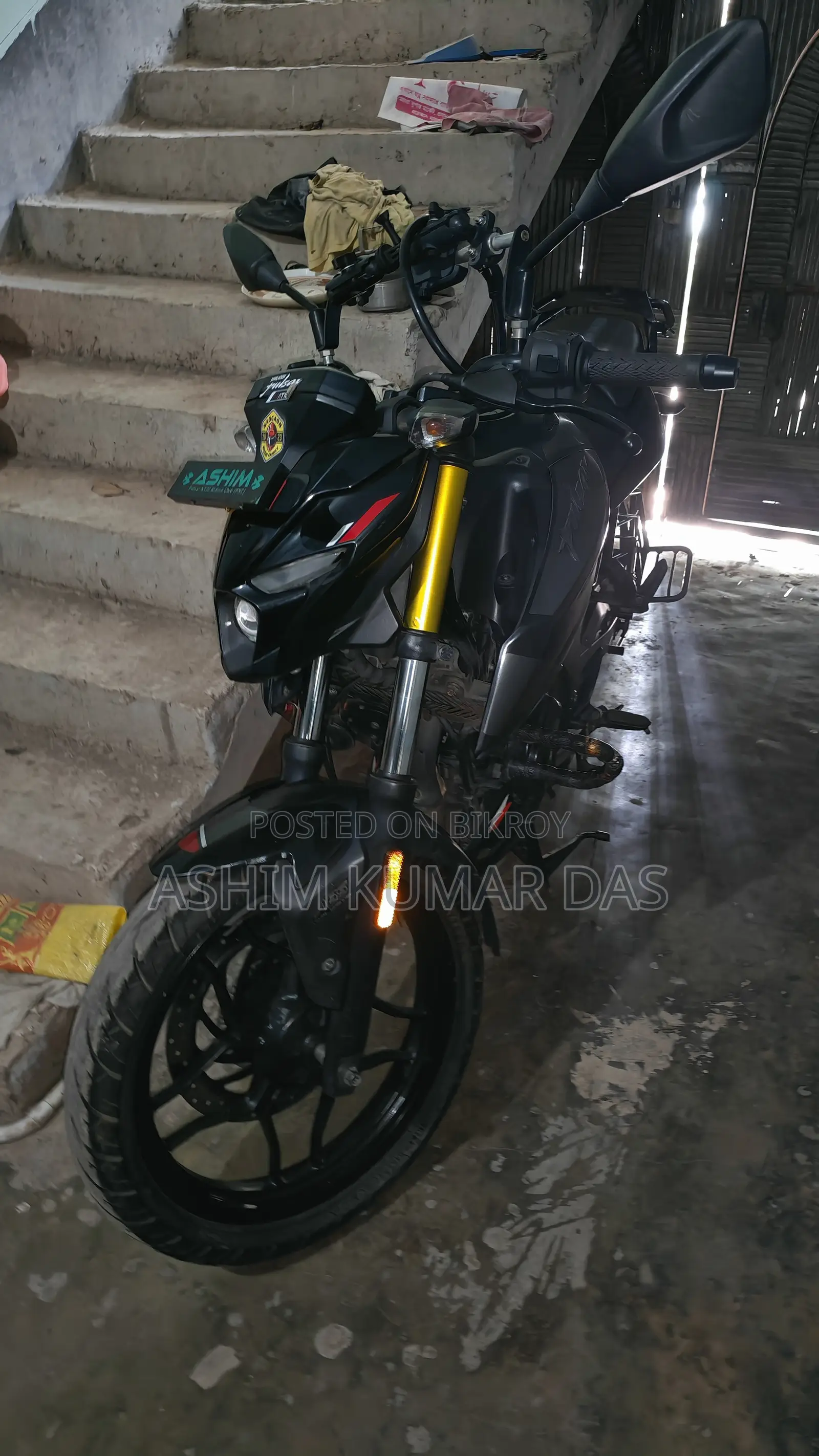 বাজাজ পালসার এন১৬০ ২০২২ কালো