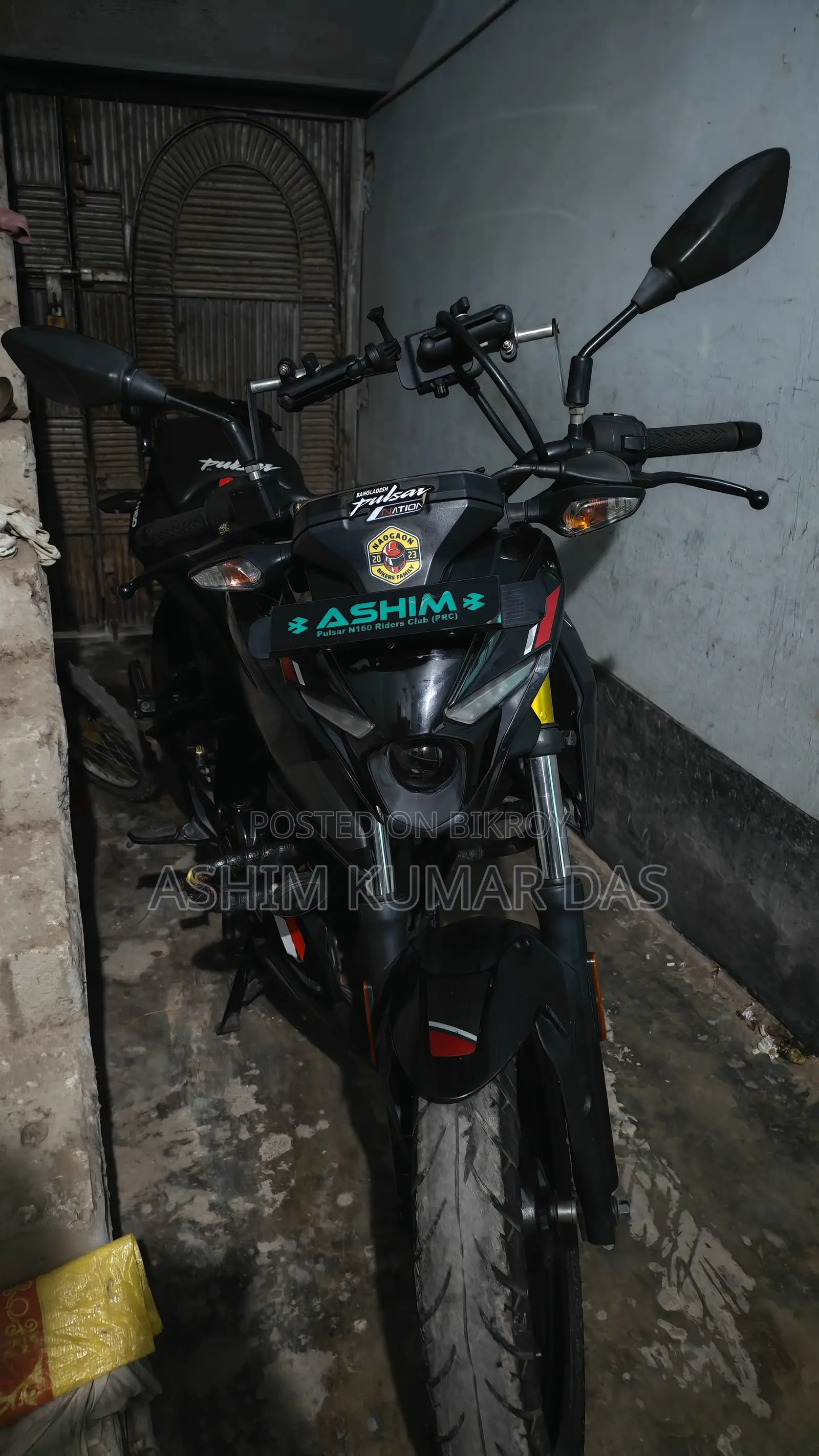বাজাজ পালসার এন১৬০ ২০২২ কালো