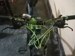 Avon Cycle Drone 8.8