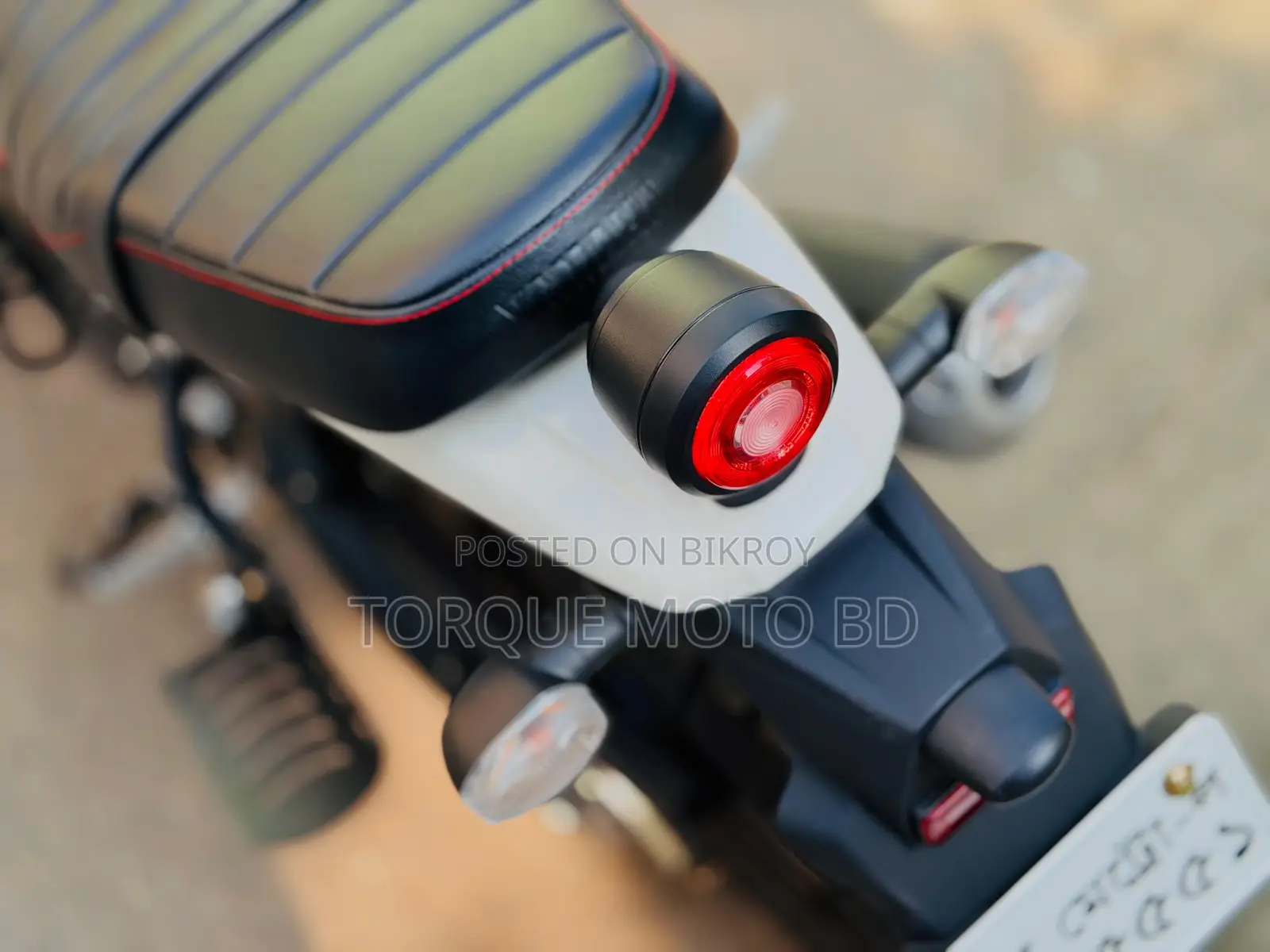 Yamaha XSR700 2026 White