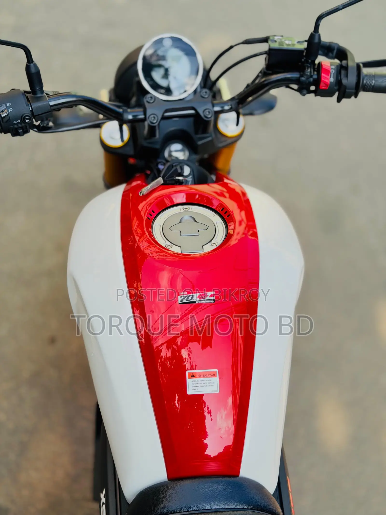 Yamaha XSR700 2026 White