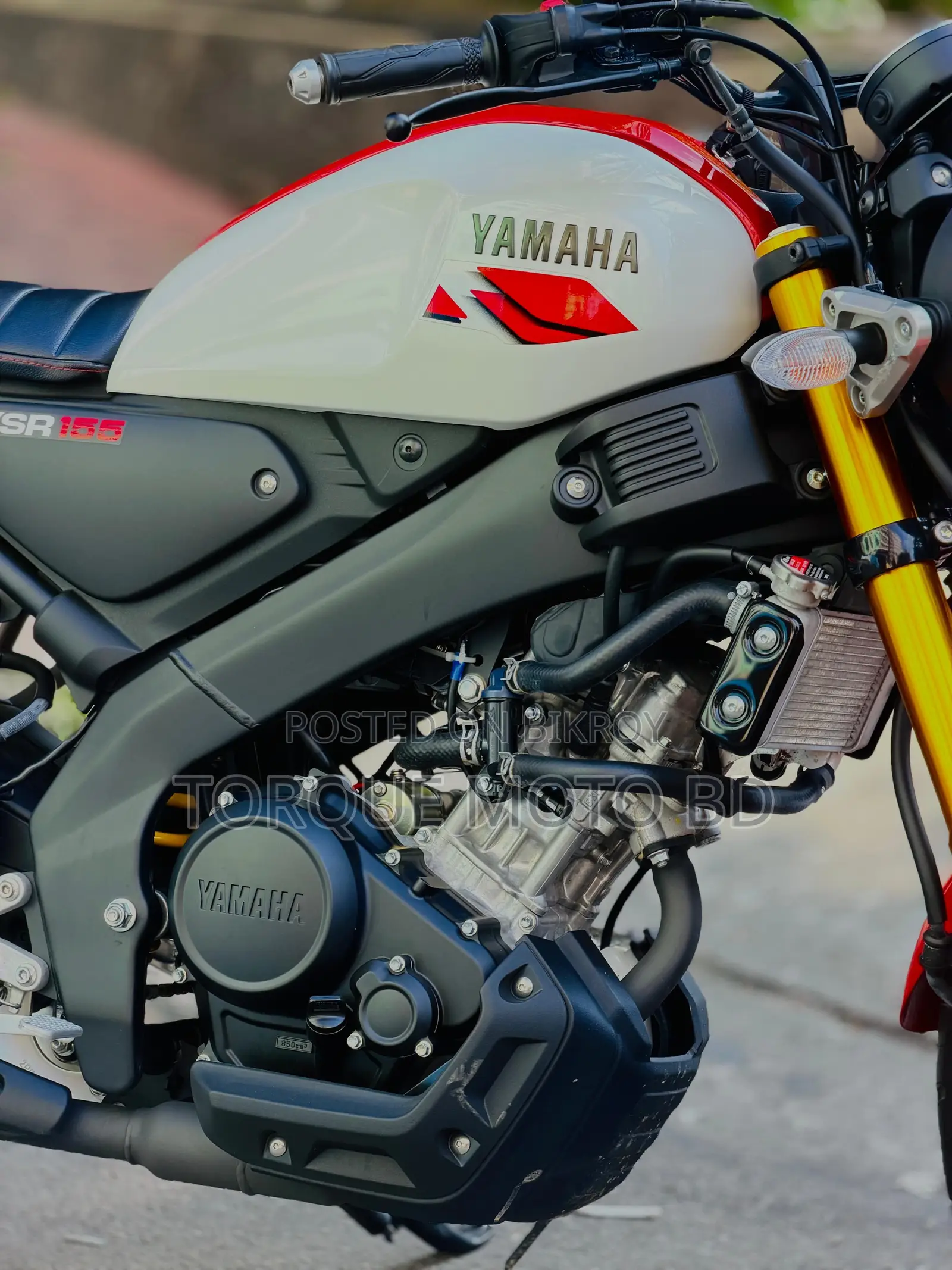 Yamaha XSR700 2026 White