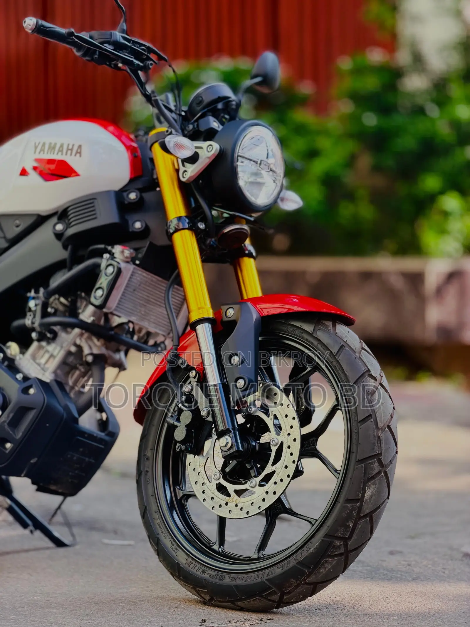 Yamaha XSR700 2026 White
