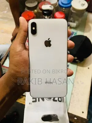 Apple iPhone X 64 GB White