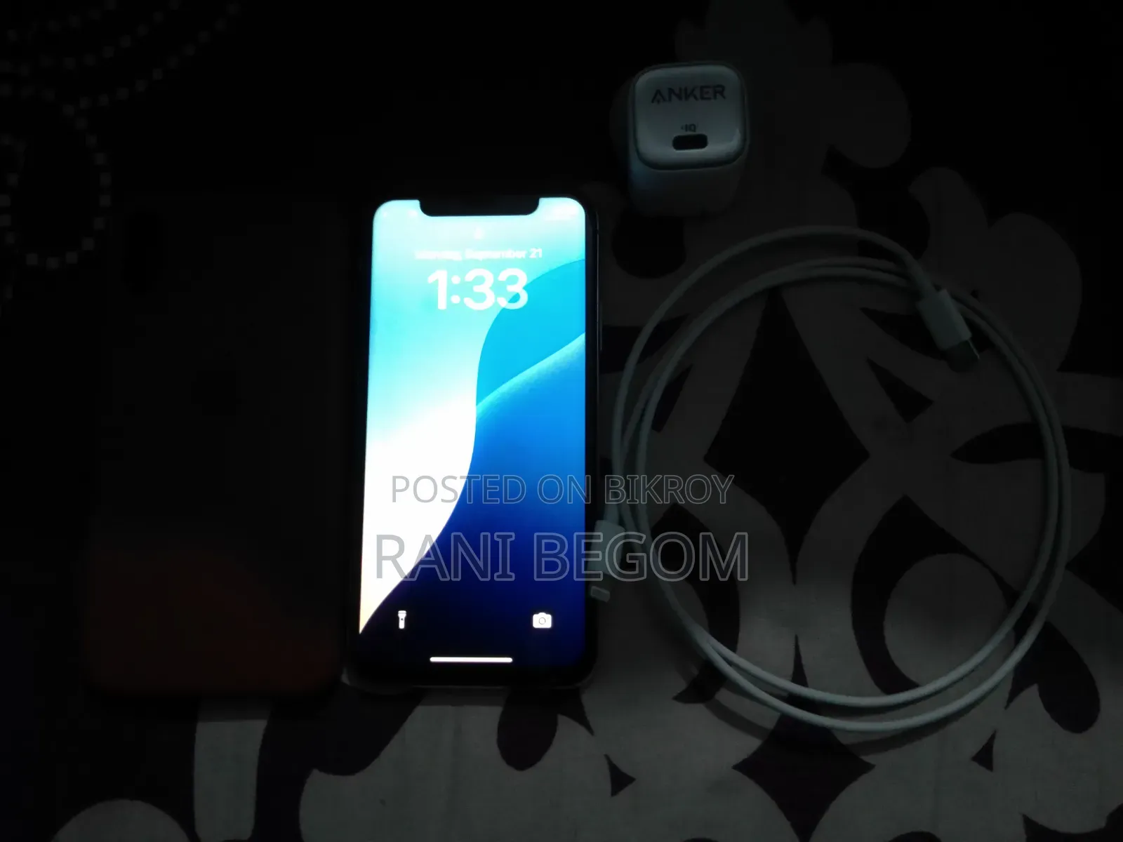 Apple iPhone XS 64 GB White