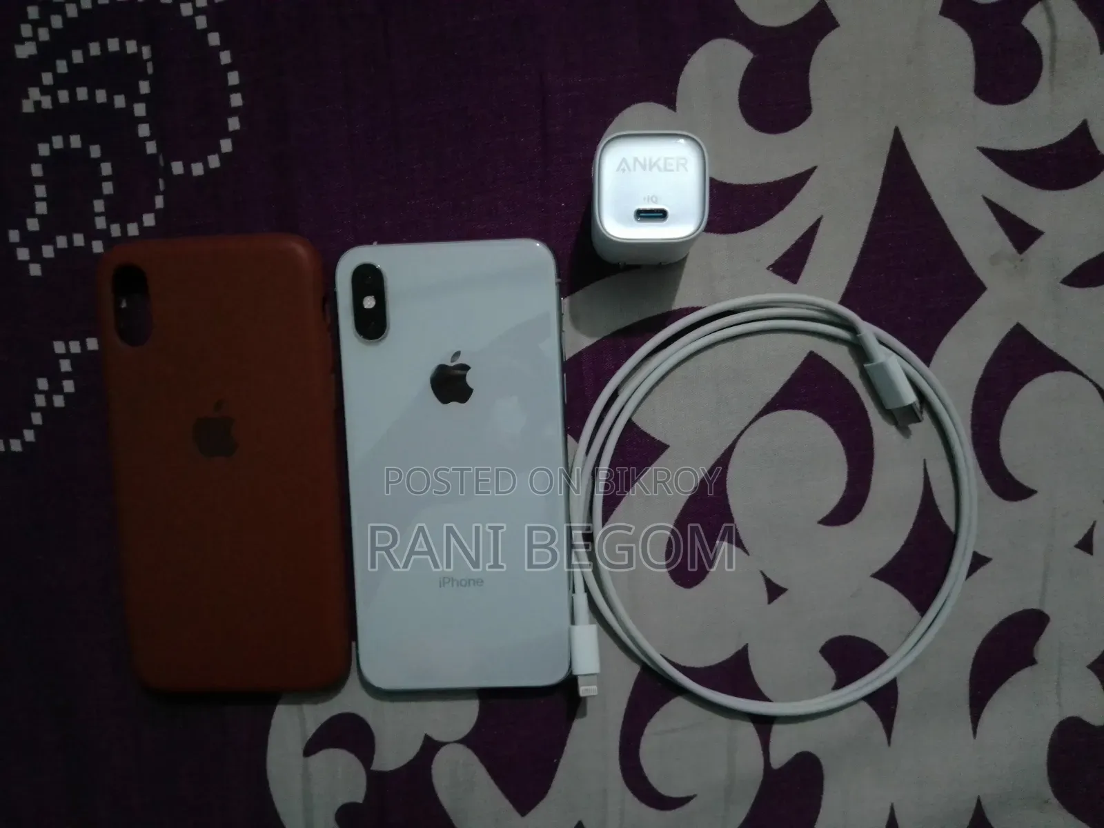 Apple iPhone XS 64 GB White