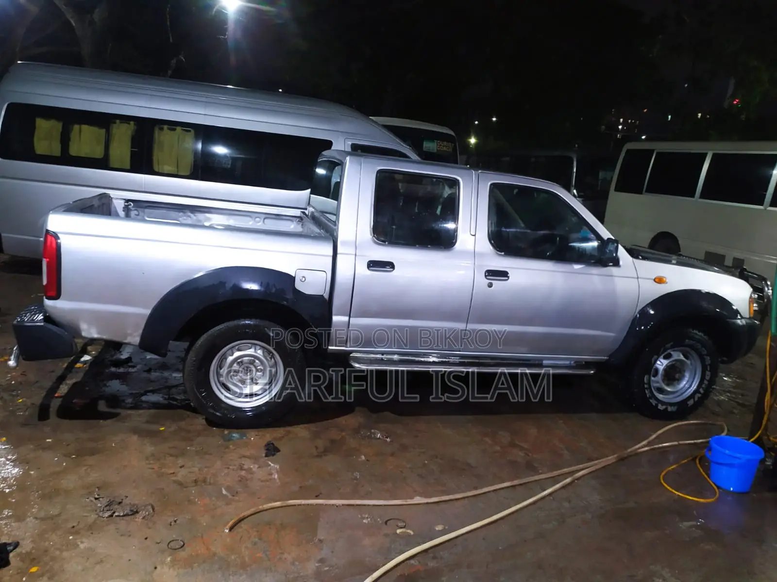 Nissan Double Cab 2006 Silver