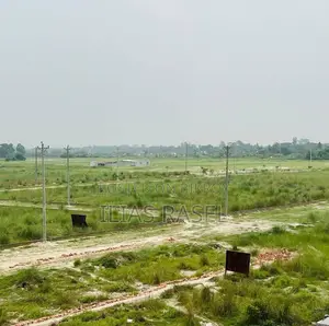 ১০ কাঠার দক্ষিণমুখী ও লেক সংলগ্ন সম্পূর্ণ রেডি কর্নার প্লট বিক্রি হবে!