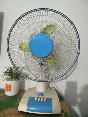 একটি টেবিল ফ্যান বিক্রয় করা হবে