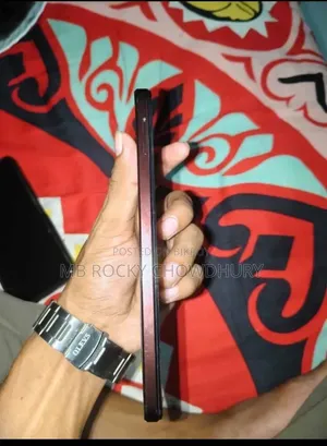 Vivo Y18 128 GB Black