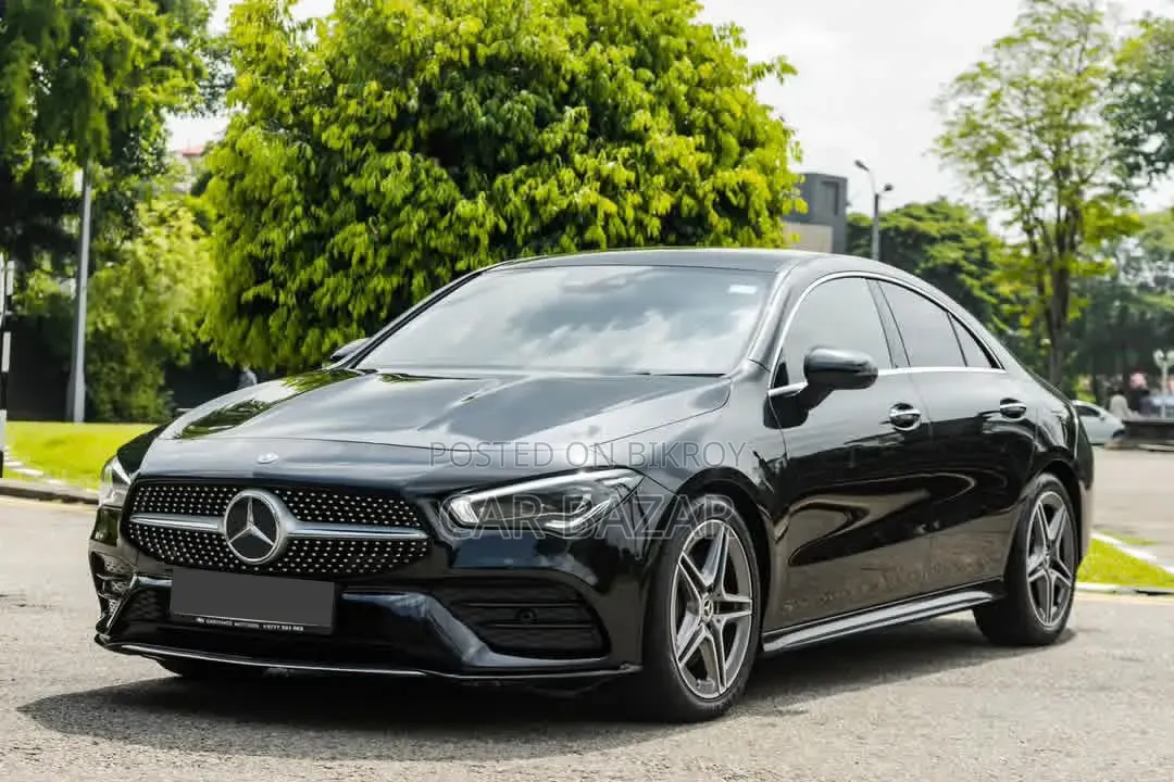 মার্সিডিজ-বেঞ্জ সি-ক্লাস সি ২০০ ৯জি-ট্রনিক ৪ম্যাটিক (সি২০৫) ২০১৯ কালো