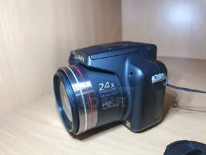 Digital Camera