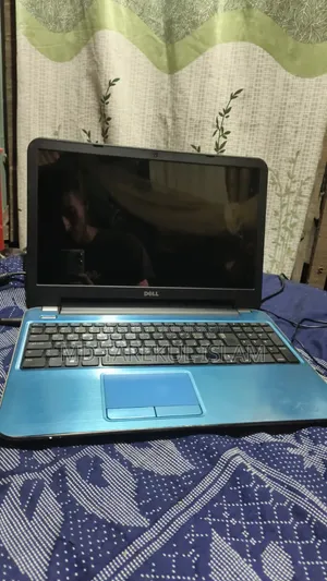 Laptop Dell 4GB Intel Core i7 SSD 128GB