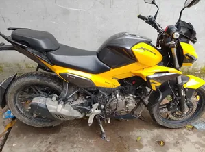 Hero Xtreme 125R 2025 Yellow