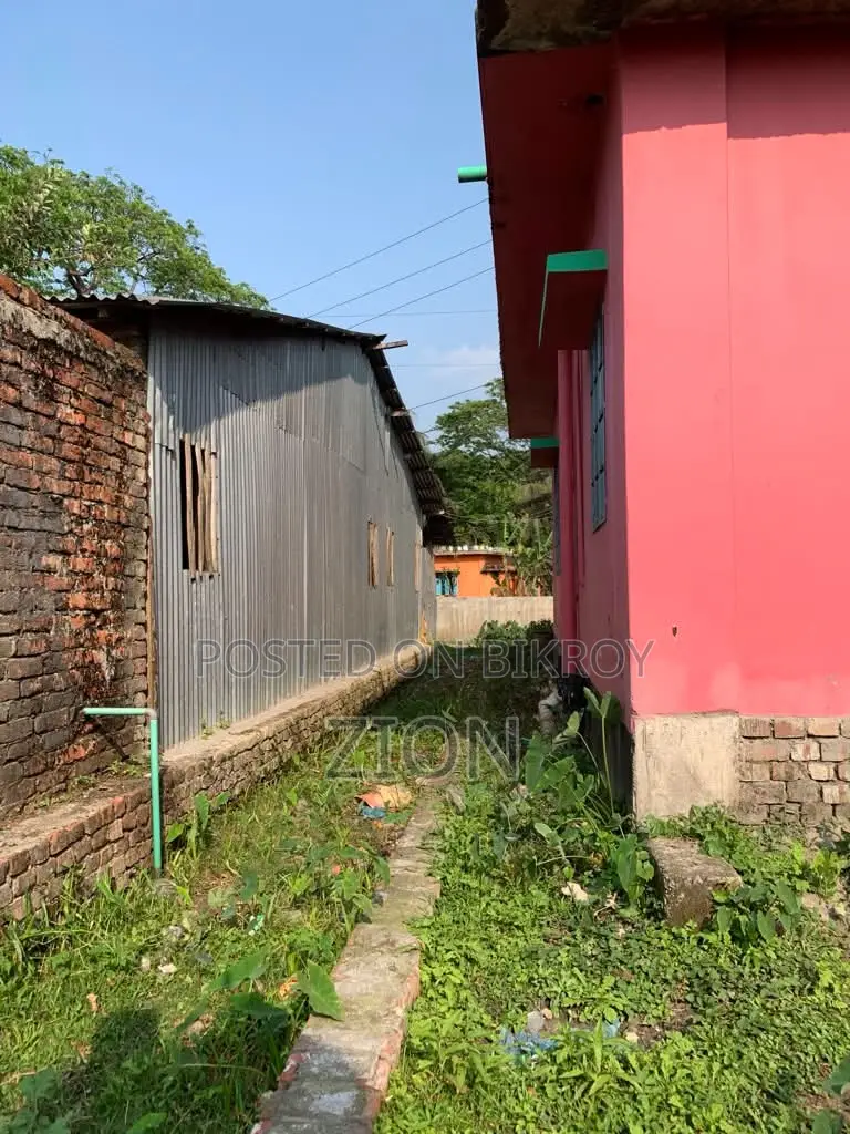 Furnished 2 Bedroom House in Molla Bari, Rupatali for sale