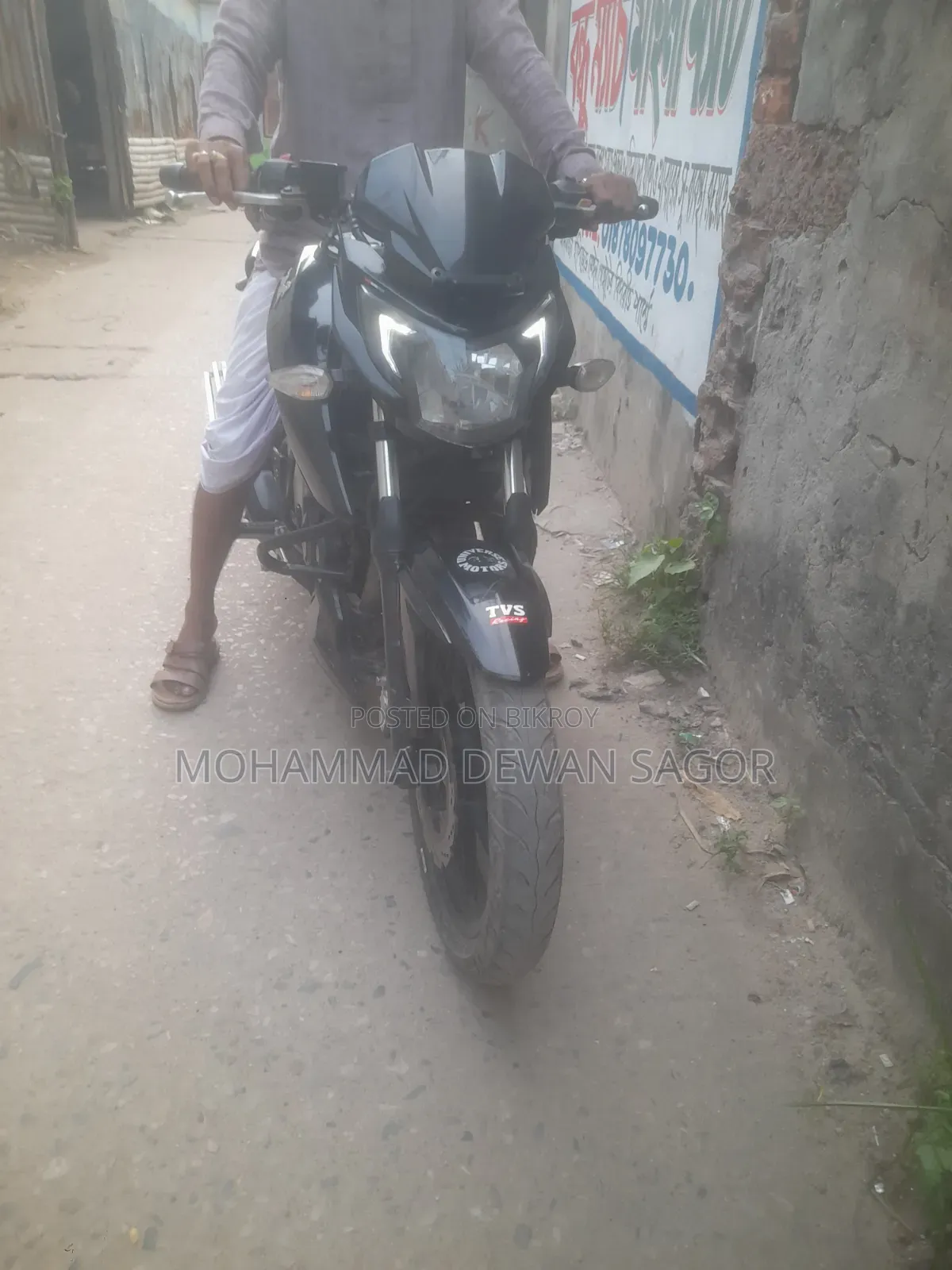 টিভিএস আপাচে আরটিআর ১৬০ ৪ভি ২০১৯ কালো