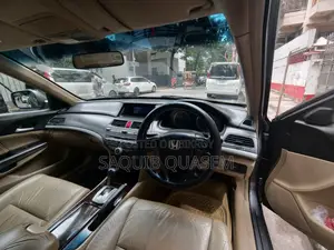 Honda Accord 2.0 Sedan Automatic 2012 Silver