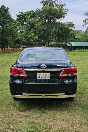 টয়োটা প্রিমিও ২০১৭