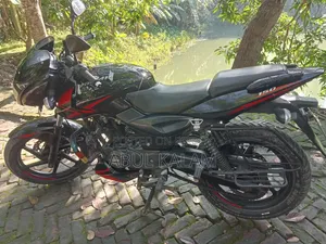 New Bajaj Pulsar 150 2020 Black
