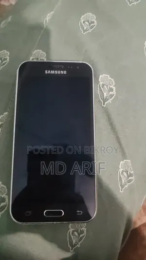 Samsung Galaxy J2 8 GB Silver