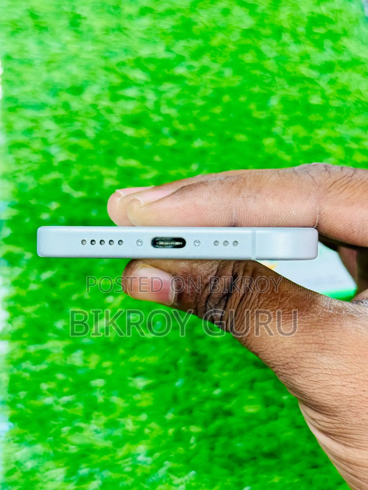 Apple iPhone 16 128 GB White