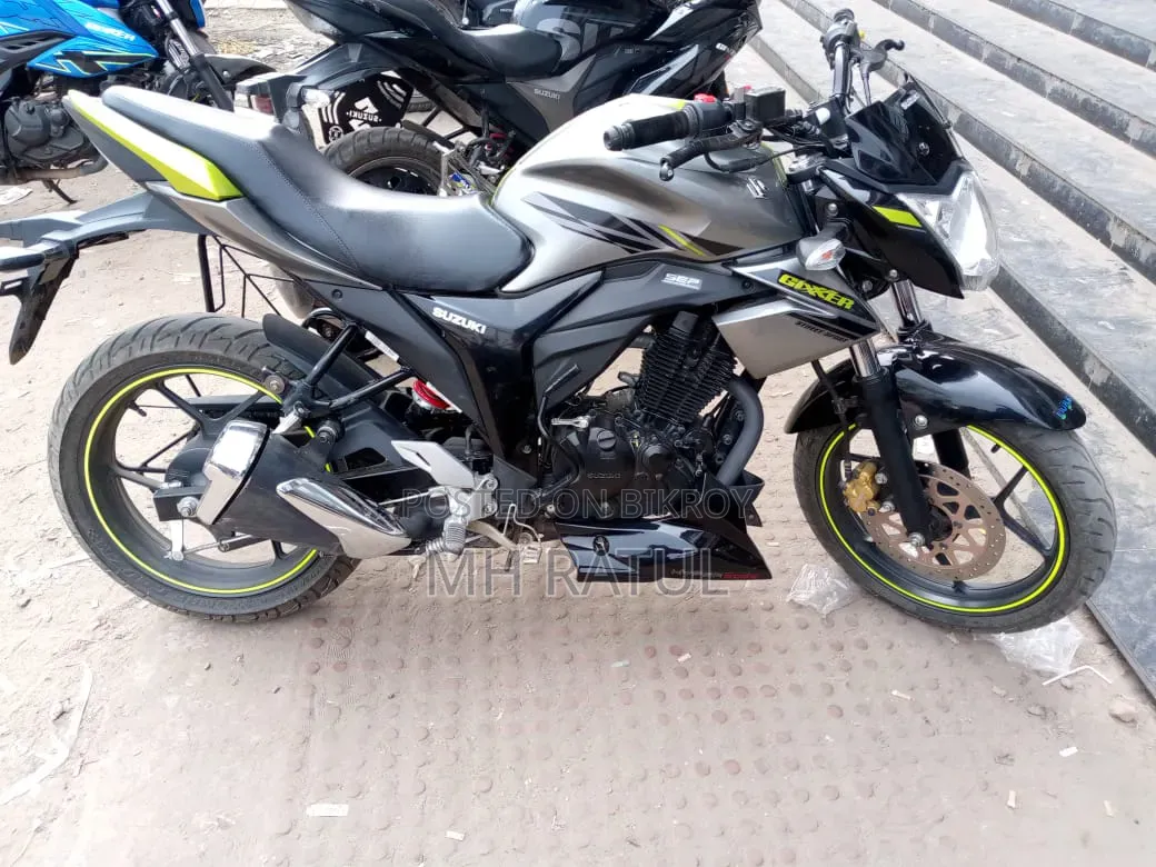 Suzuki Gixxer 2025 Silver