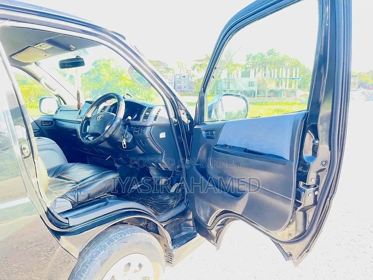 Toyota Noah 2011 Black