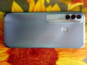 Tecno Spark 7 Pro 64 GB Gray