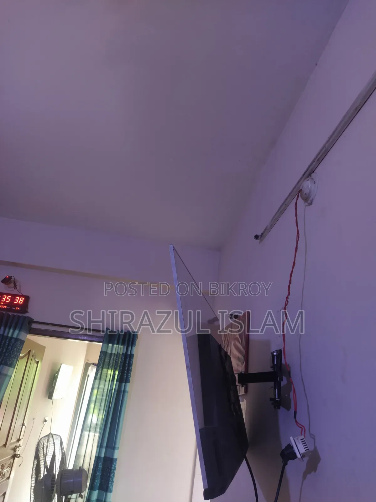 ওয়াল্টন ৪৩" স্মার্ট টিভি