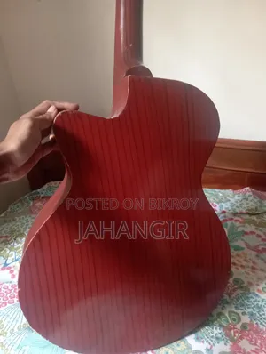 গিটার বিক্রয় পোস্ট