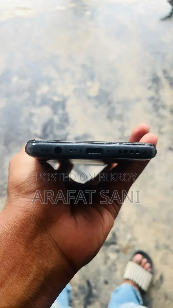 রিয়েলমি C25s ৬৪ জিবি কালো