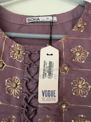 Unused dress from Vouge by Princess will be sold